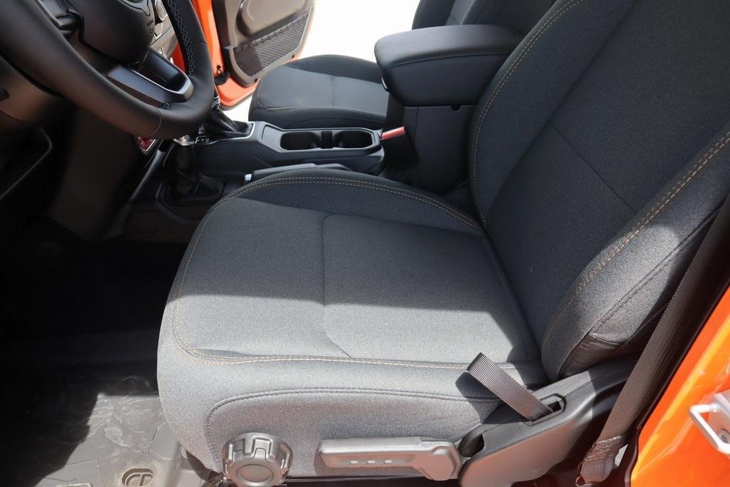 new 2025 Jeep Wrangler car, priced at $44,513