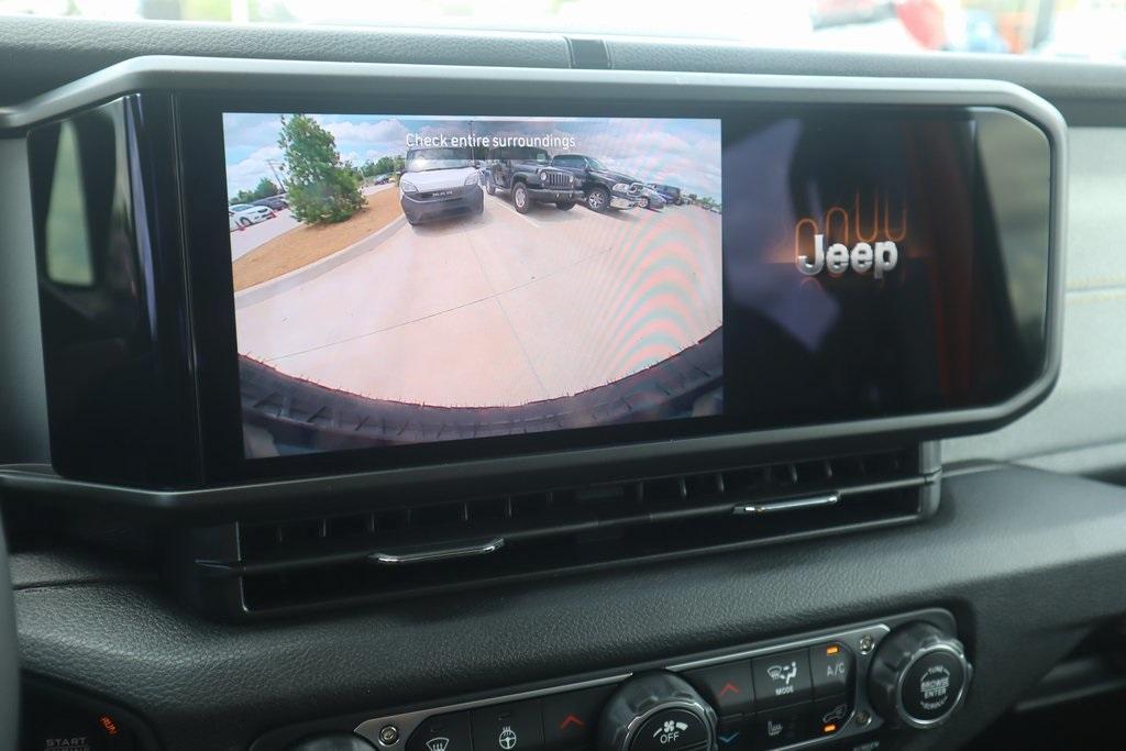 new 2025 Jeep Wrangler car, priced at $44,513