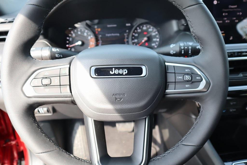 new 2025 Jeep Compass car, priced at $28,183