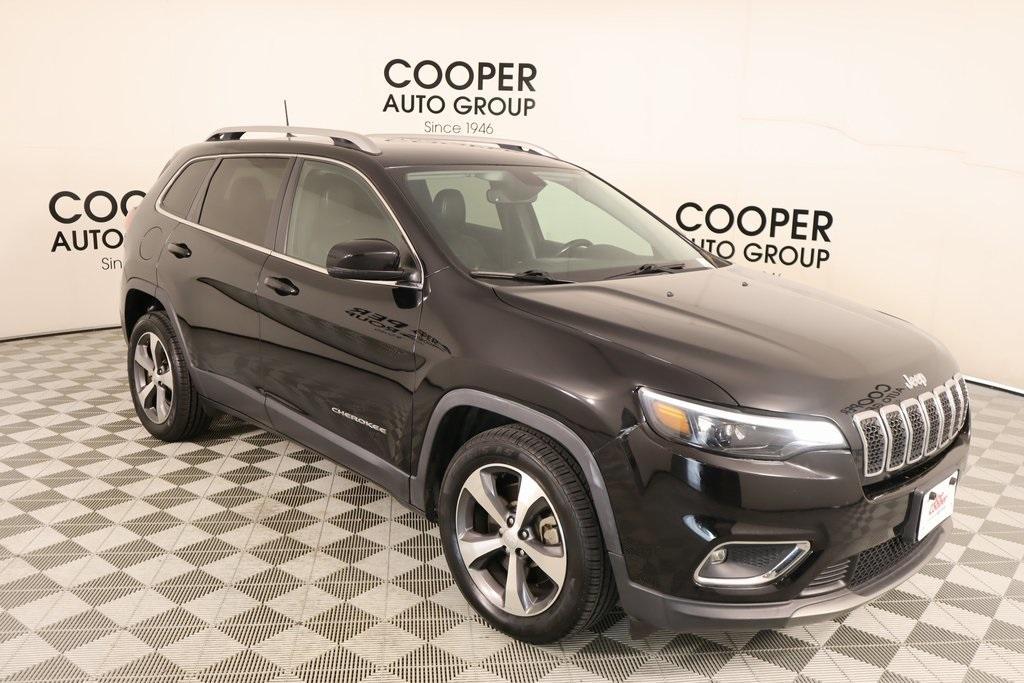 used 2020 Jeep Cherokee car, priced at $14,382
