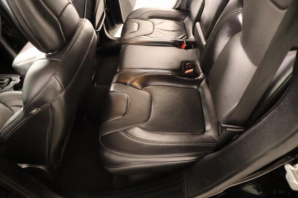 used 2020 Jeep Cherokee car, priced at $14,382