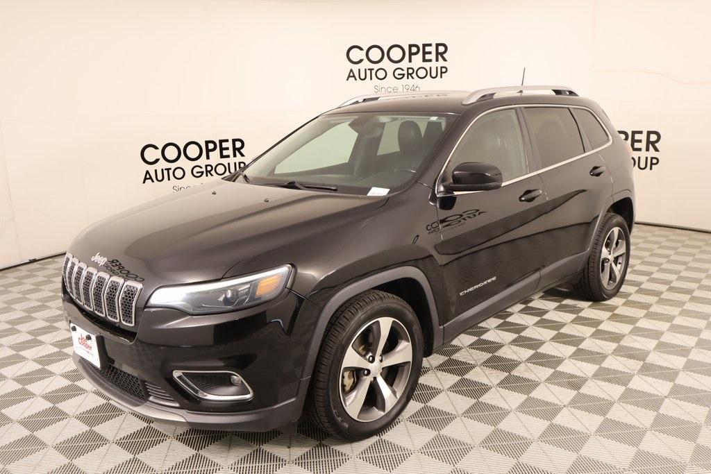 used 2020 Jeep Cherokee car, priced at $14,382