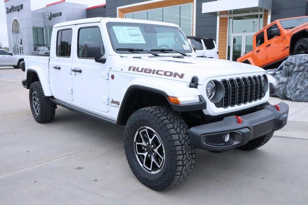 new 2025 Jeep Gladiator car, priced at $49,596