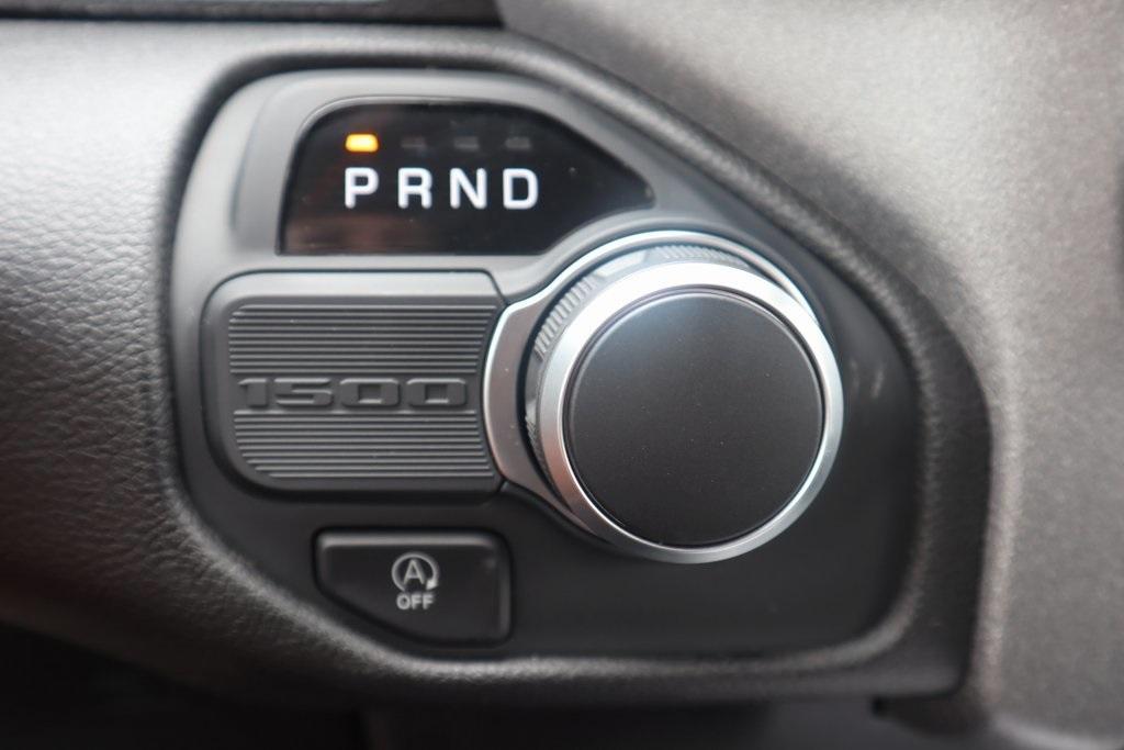 new 2025 Ram 1500 car, priced at $36,222