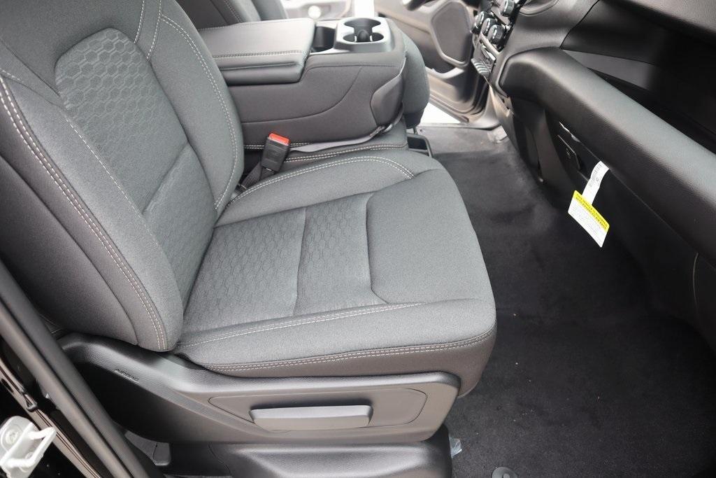 new 2025 Ram 1500 car, priced at $36,222
