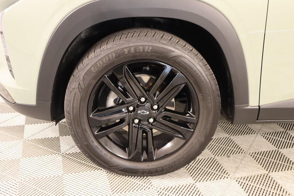 used 2025 Chevrolet Trax car, priced at $26,998