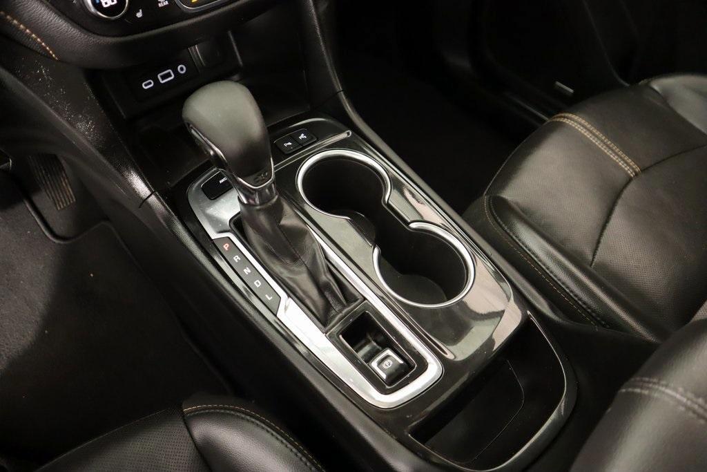 used 2022 Chevrolet Equinox car, priced at $24,250