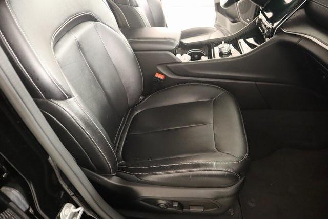 used 2022 Jeep Grand Cherokee car, priced at $26,516