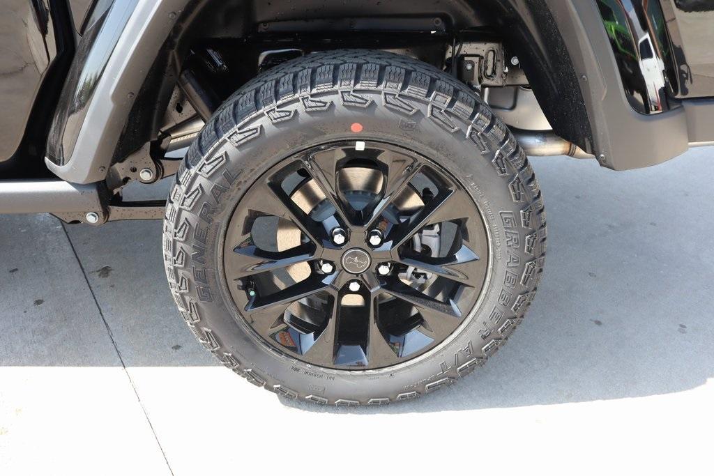 new 2025 Jeep Gladiator car, priced at $36,496