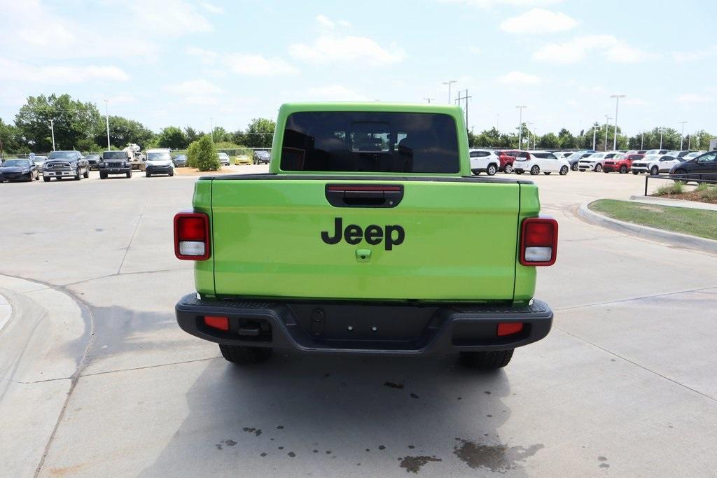 new 2025 Jeep Gladiator car, priced at $35,157