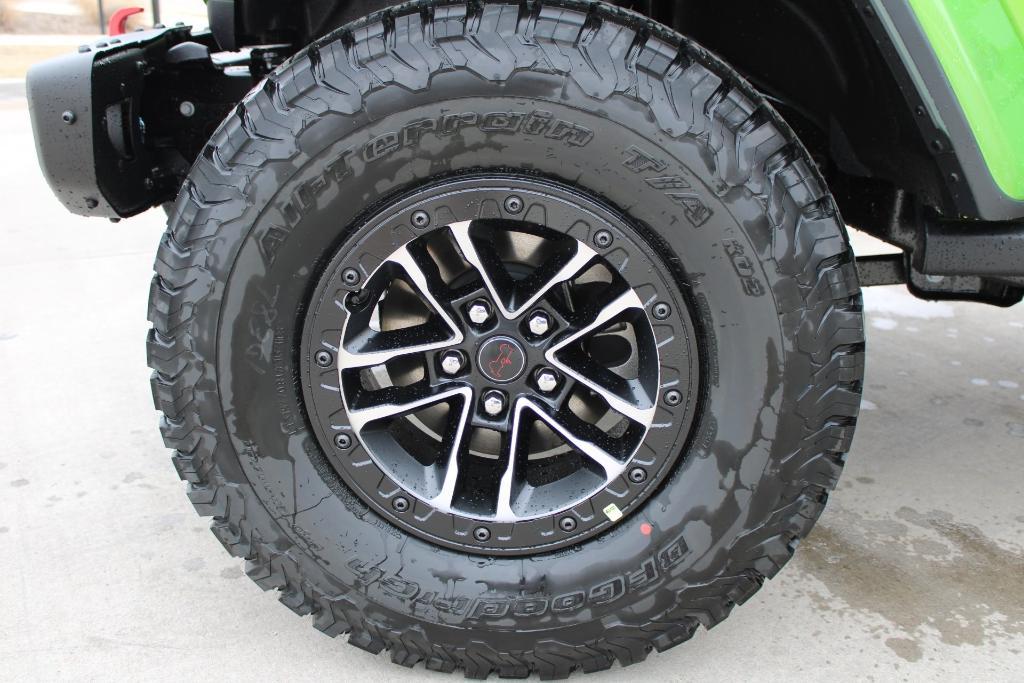 new 2025 Jeep Wrangler car, priced at $56,351