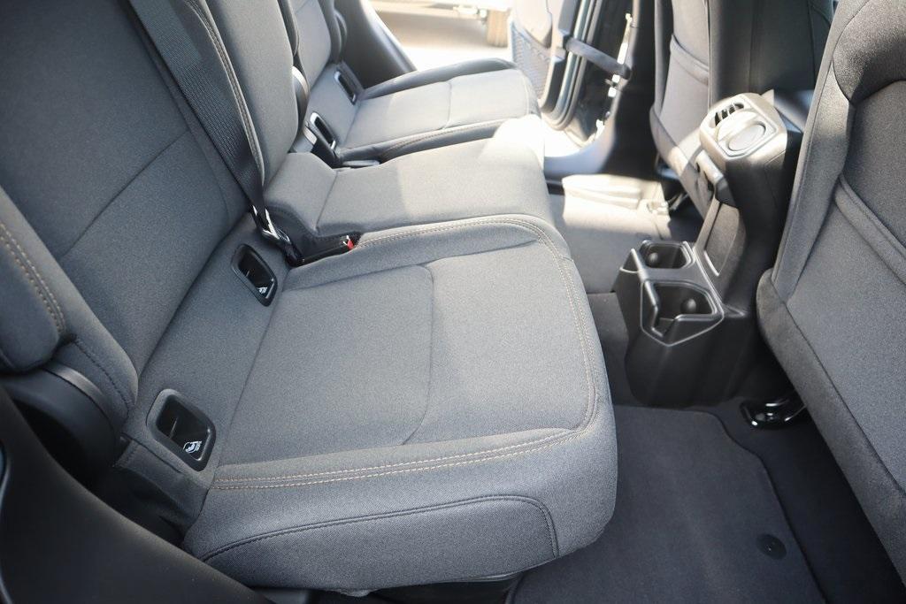 new 2025 Jeep Gladiator car, priced at $37,581