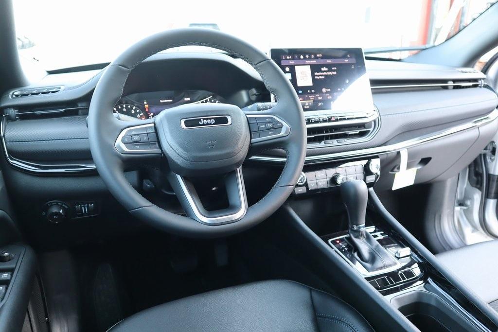new 2026 Jeep Compass car, priced at $33,185
