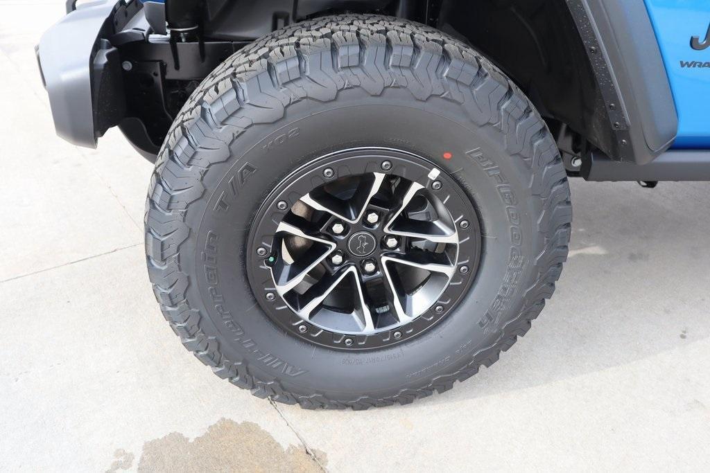 new 2025 Jeep Wrangler car, priced at $49,827