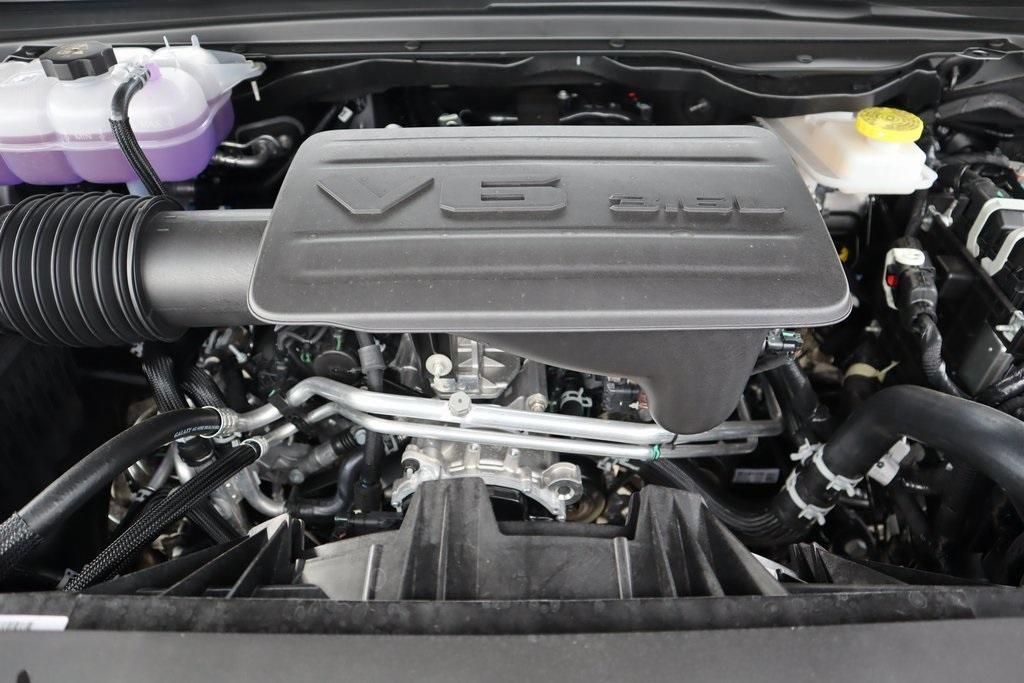 new 2025 Ram 1500 car, priced at $39,572