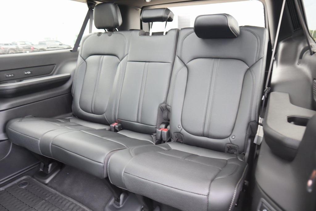 new 2025 Jeep Wagoneer L car, priced at $70,418