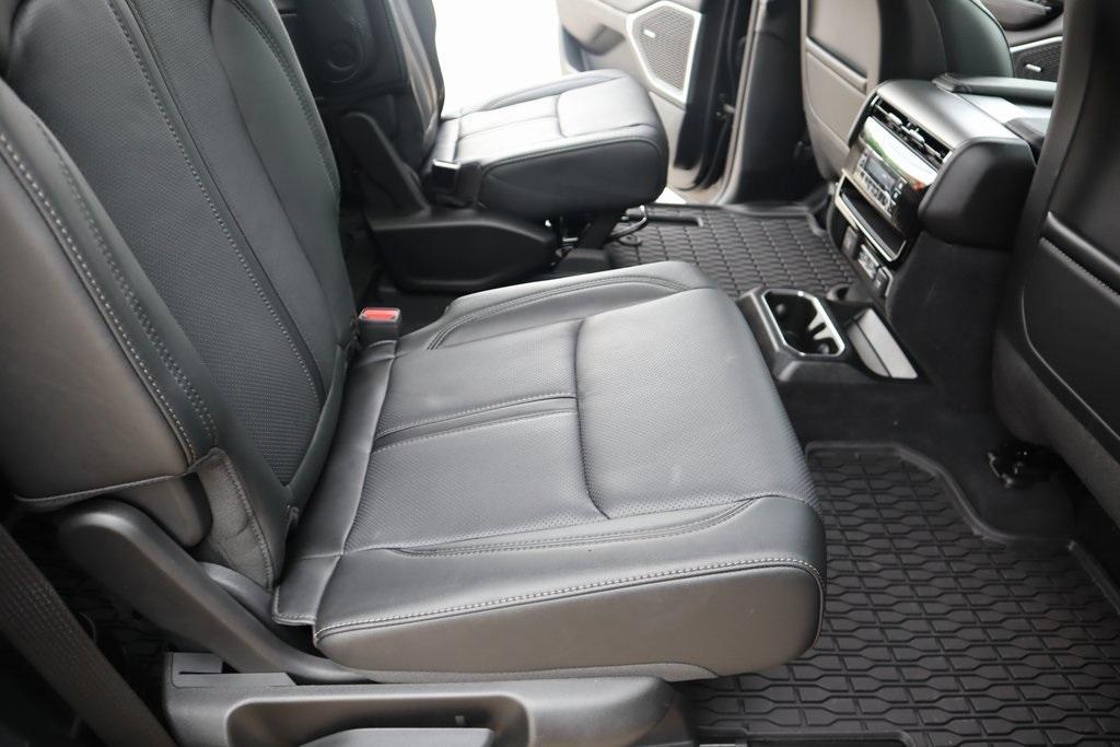 new 2025 Jeep Wagoneer L car, priced at $70,418
