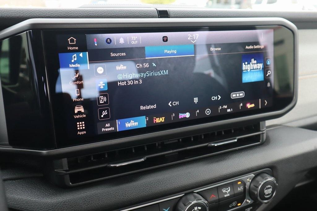 new 2025 Jeep Gladiator car, priced at $37,314