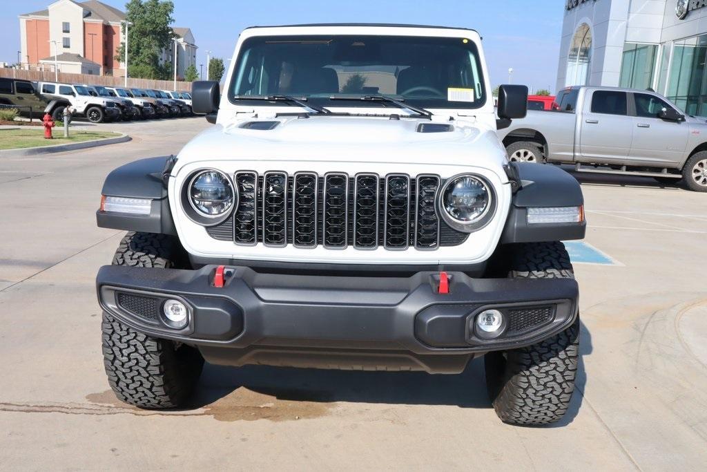 new 2025 Jeep Wrangler car, priced at $50,162