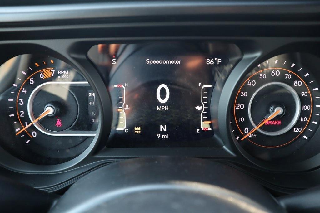 new 2025 Jeep Wrangler car, priced at $50,162