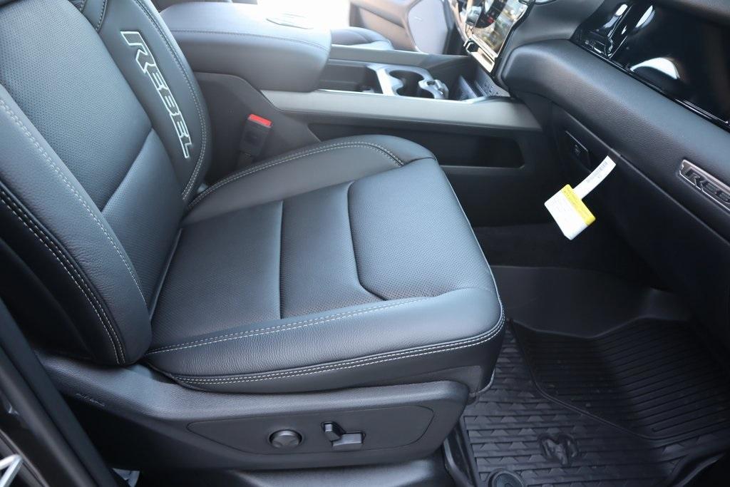new 2025 Ram 1500 car, priced at $59,385