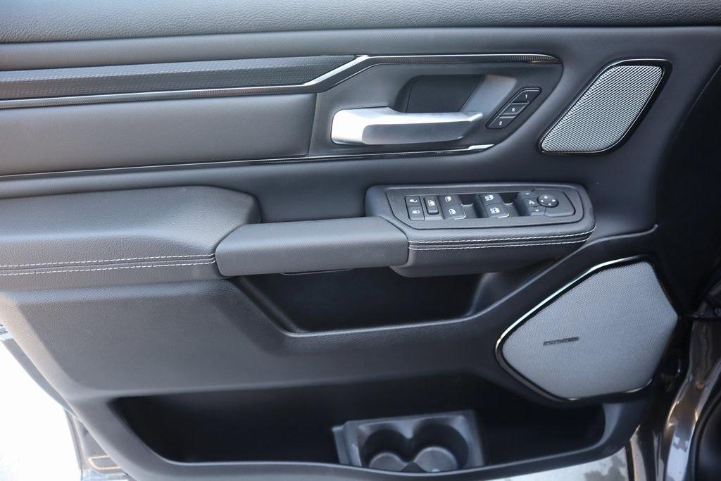 new 2025 Ram 1500 car, priced at $59,385