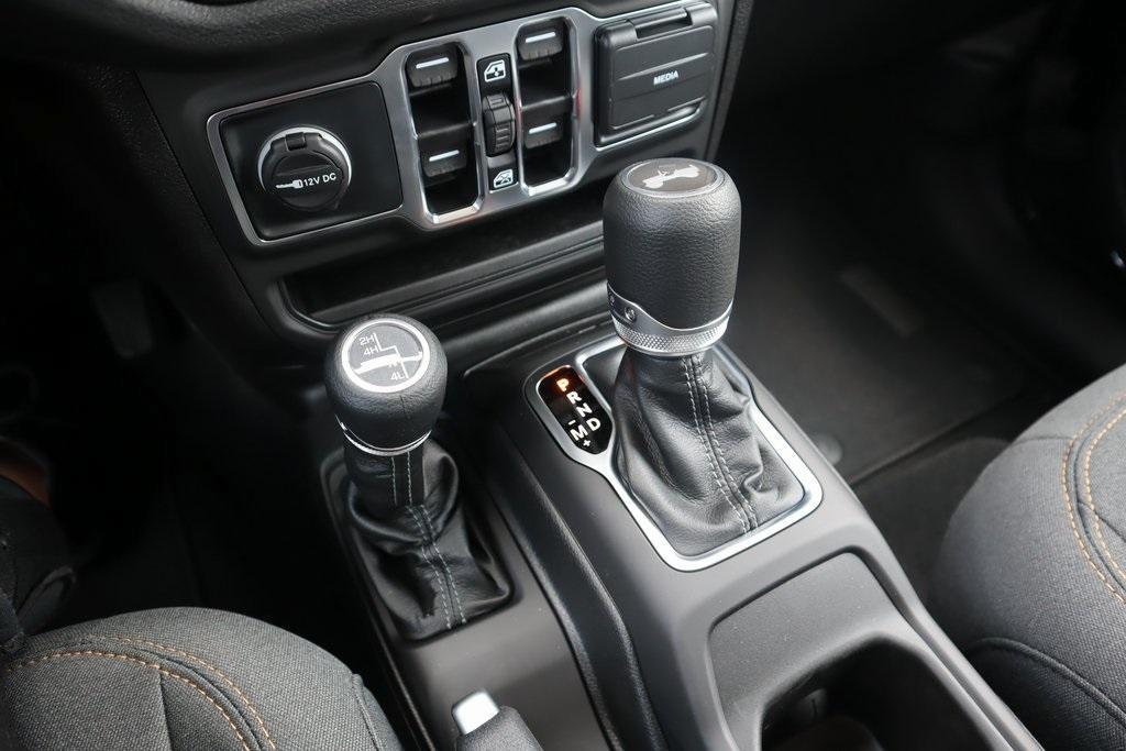 new 2025 Jeep Wrangler car, priced at $36,971