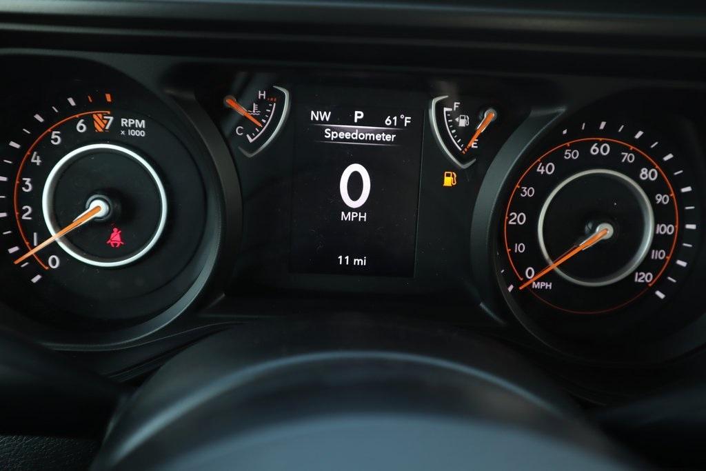 new 2025 Jeep Gladiator car, priced at $37,757