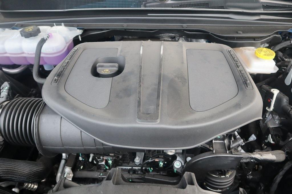 new 2025 Ram 1500 car, priced at $42,546