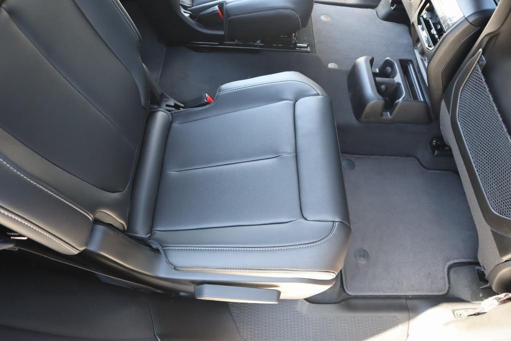 new 2025 Jeep Grand Cherokee L car, priced at $40,832