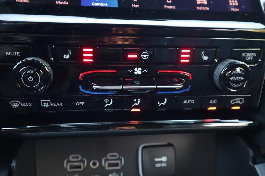 new 2025 Jeep Grand Cherokee L car, priced at $45,708