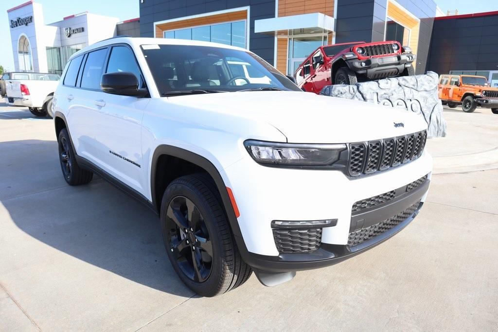 new 2025 Jeep Grand Cherokee L car, priced at $44,300