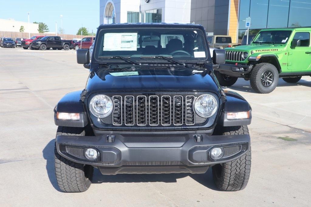new 2025 Jeep Gladiator car, priced at $38,884
