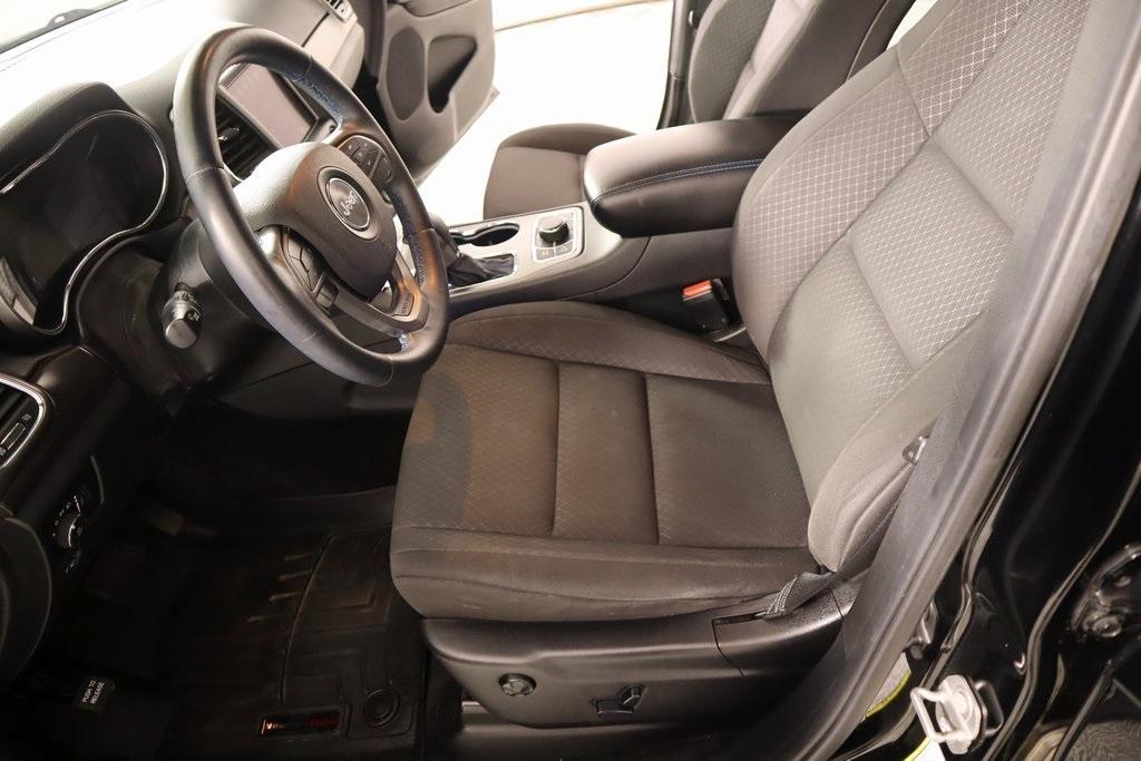 used 2018 Jeep Grand Cherokee car, priced at $18,061