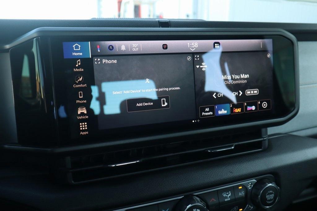 new 2025 Jeep Gladiator car, priced at $35,439