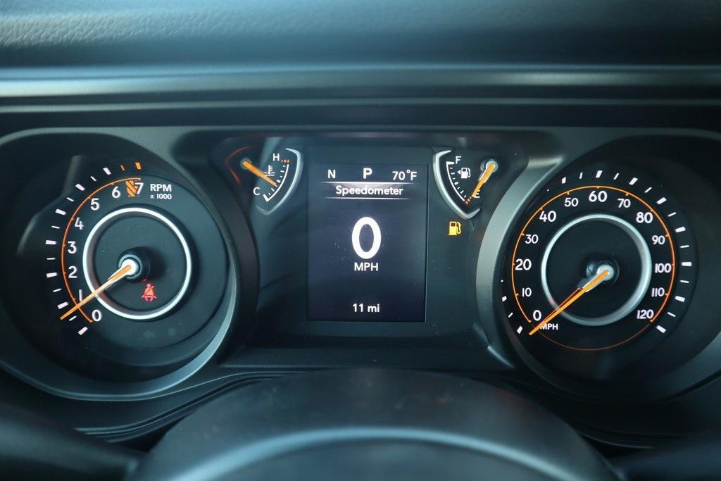 new 2025 Jeep Gladiator car, priced at $35,439