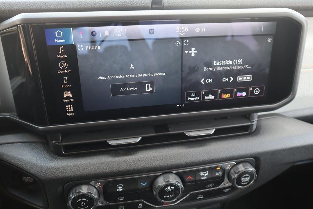 new 2025 Jeep Gladiator car, priced at $38,996