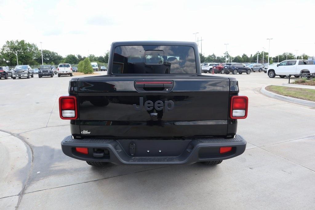 new 2025 Jeep Gladiator car, priced at $38,996