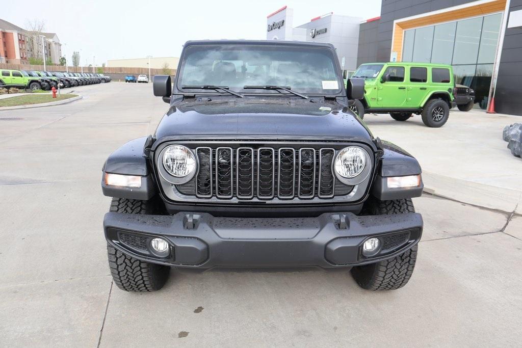 new 2025 Jeep Gladiator car, priced at $36,842