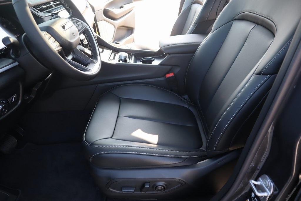 new 2025 Jeep Grand Cherokee L car, priced at $44,903