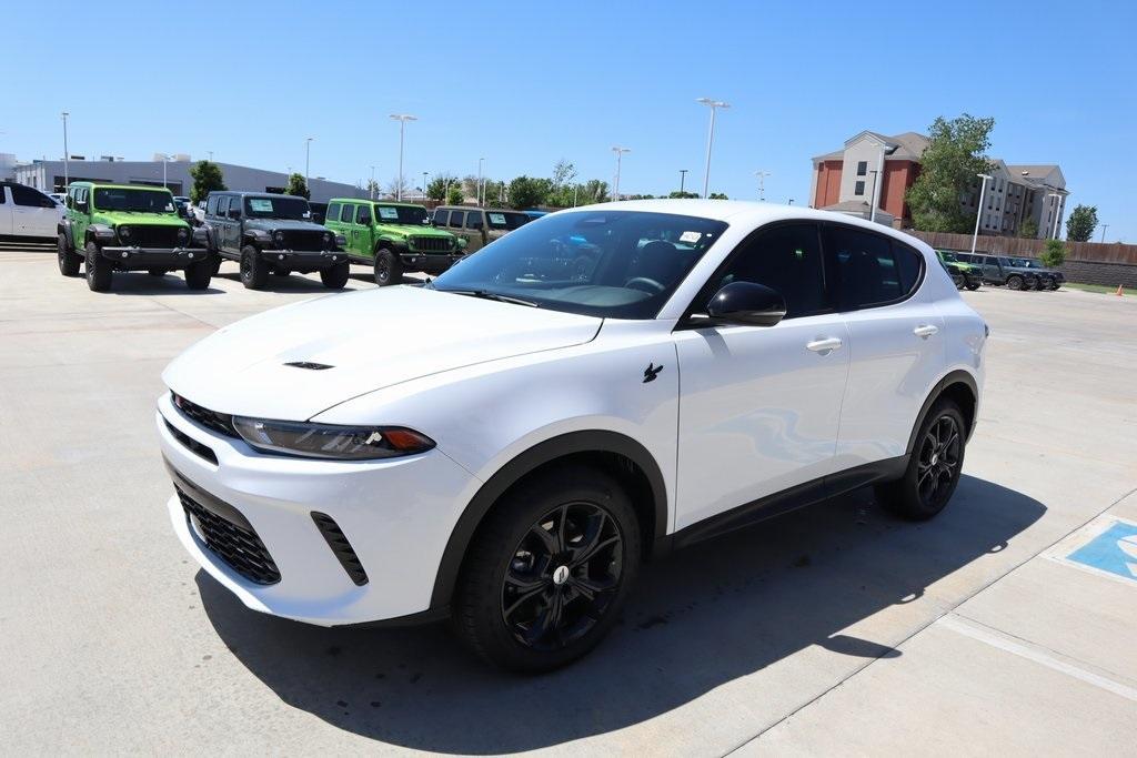 new 2025 Dodge Hornet car, priced at $27,698