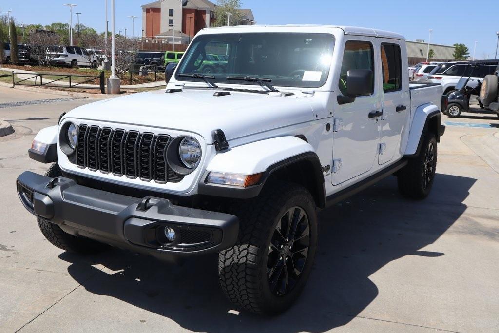new 2025 Jeep Gladiator car, priced at $37,951