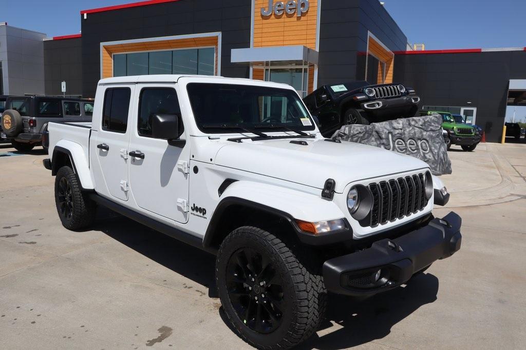 new 2025 Jeep Gladiator car, priced at $37,951