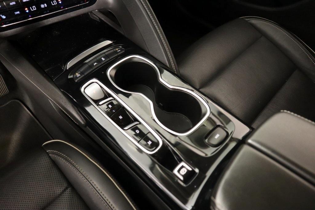 used 2021 Buick Envision car, priced at $23,084