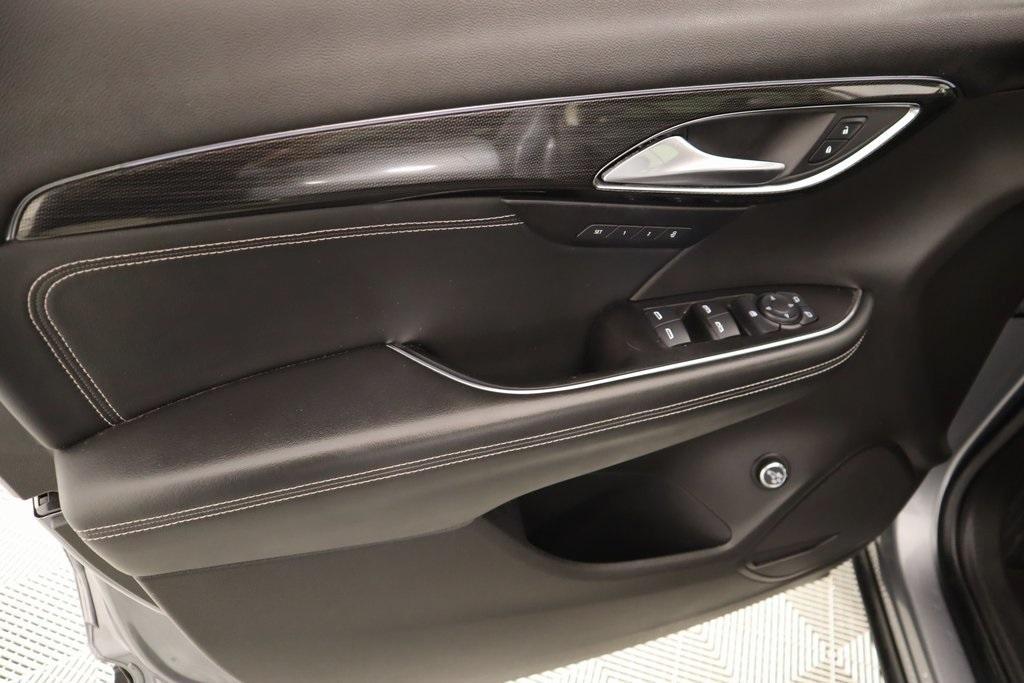 used 2021 Buick Envision car, priced at $23,084