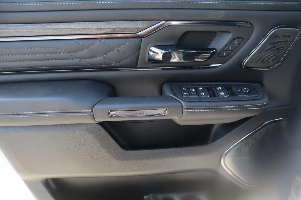 new 2025 Ram 1500 car, priced at $69,986
