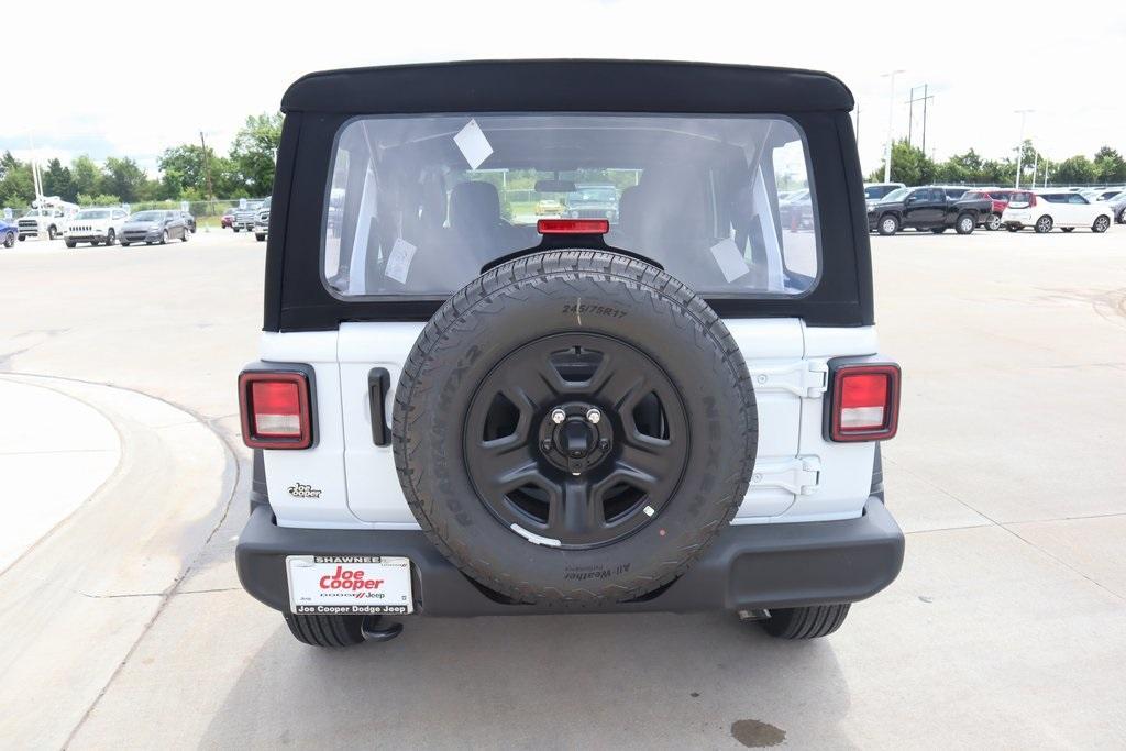 new 2025 Jeep Wrangler car, priced at $31,417