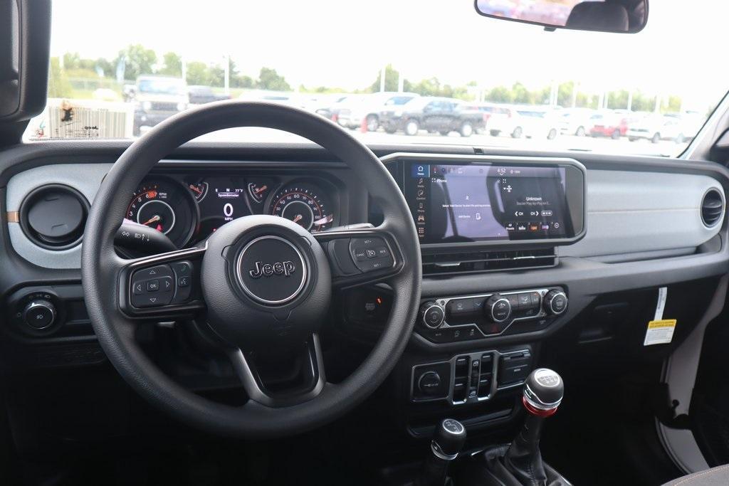 new 2025 Jeep Wrangler car, priced at $31,417
