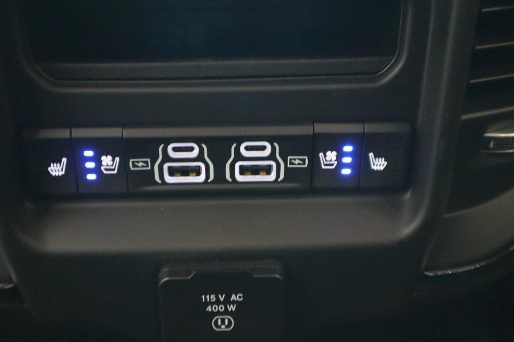 new 2025 Ram 1500 car, priced at $70,252