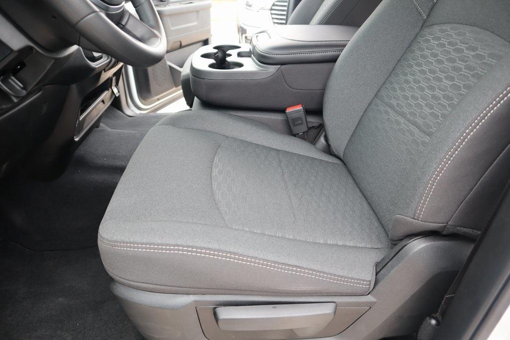 new 2025 Ram 2500 car, priced at $57,352